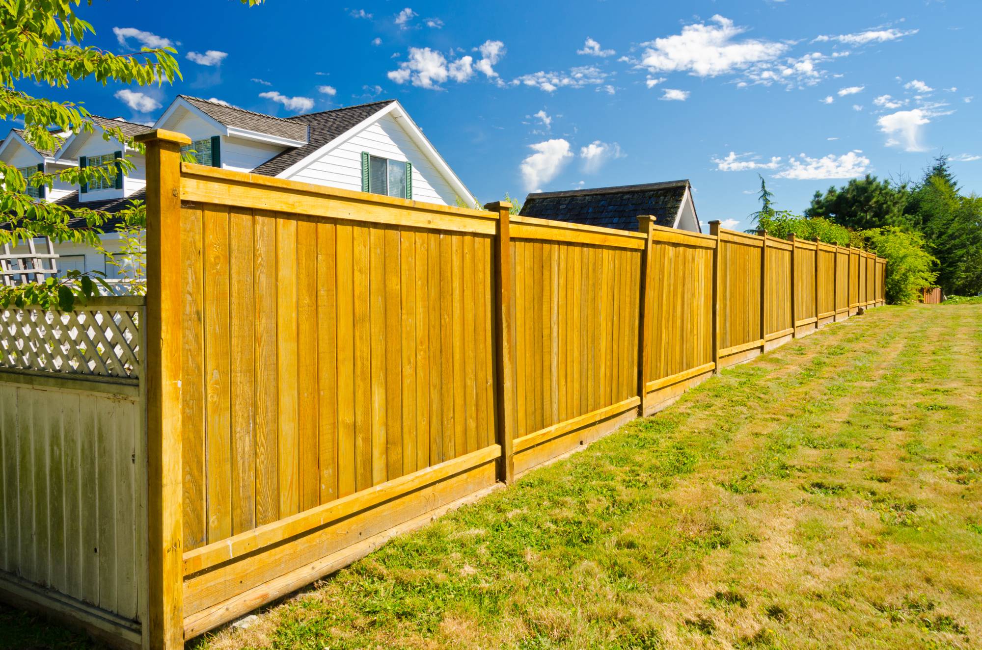 Comment poser des palissades en bois sur un mur ? Illzach